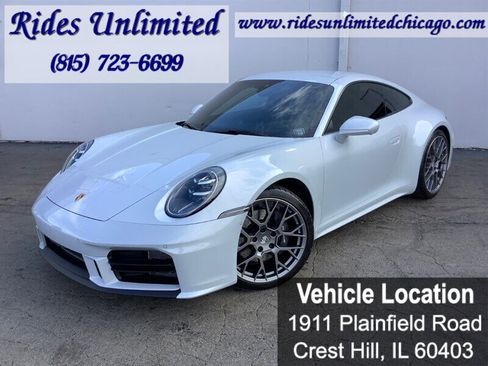 Used 2025 Porsche 911 Carrera RWD image 2