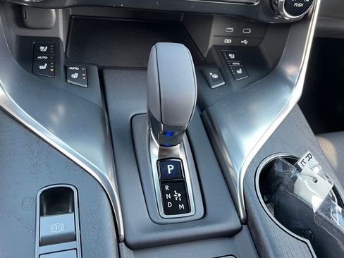 New 2026 Lexus LX 700h Luxury image 24