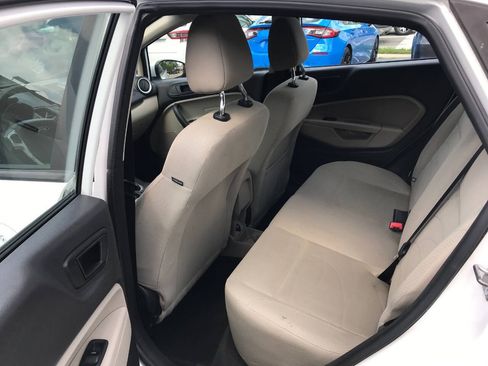 Used 2018 Ford Fiesta SE FWD image 10