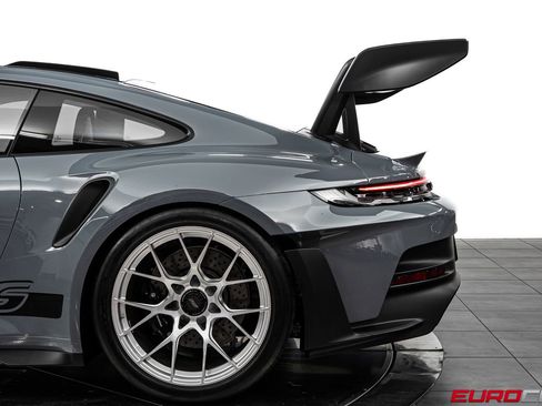 Used 2023 Porsche 911 GT3 RS RWD image 15