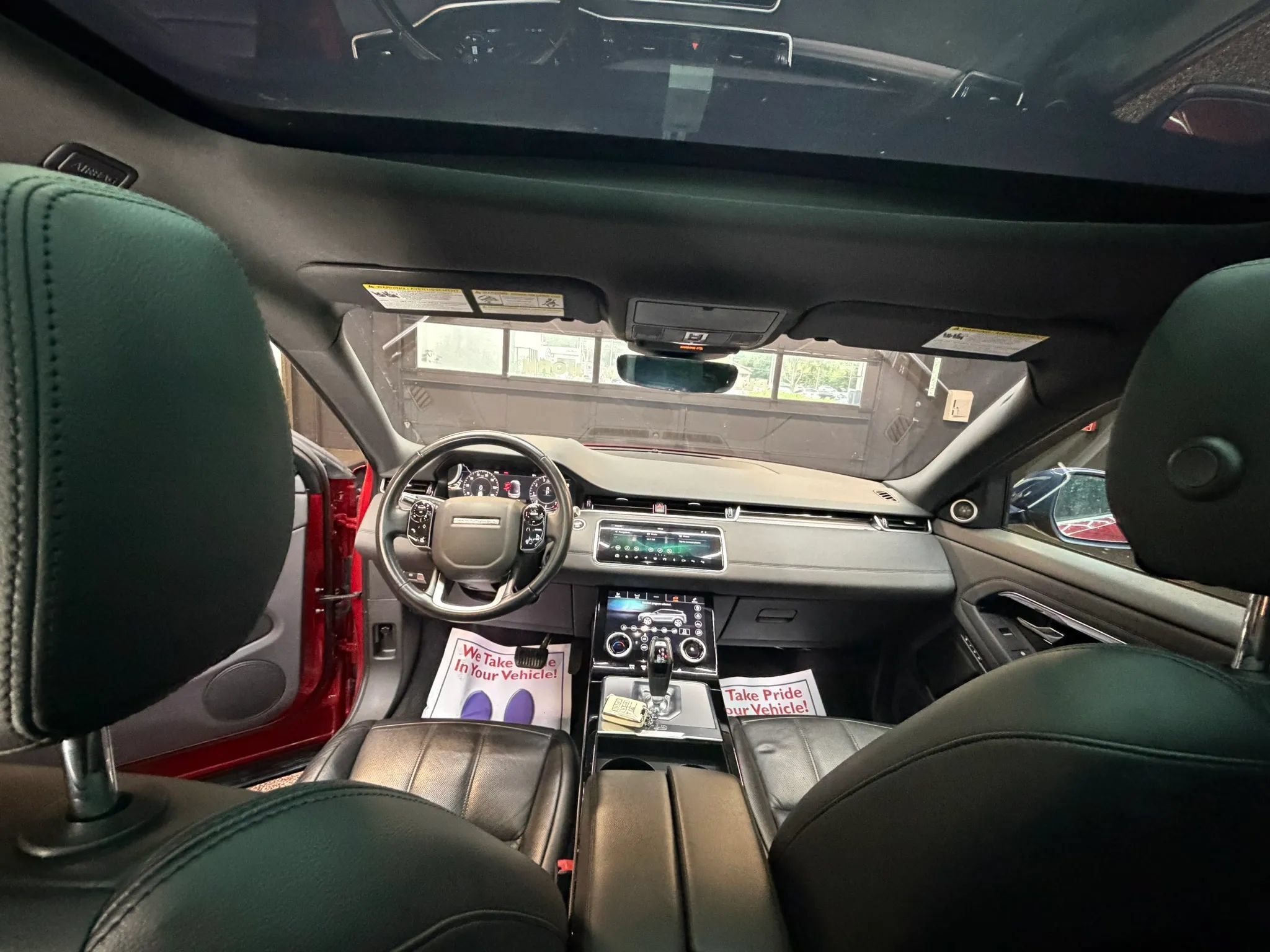 Used 2020 Land Rover Range Rover Evoque SE AWD/4WD image 28