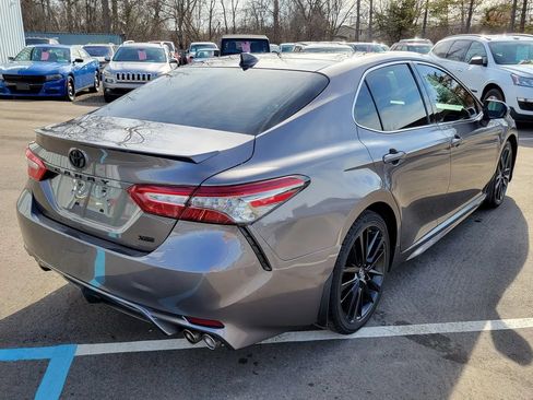 Used 2019 Toyota Camry XSE FWD image 16