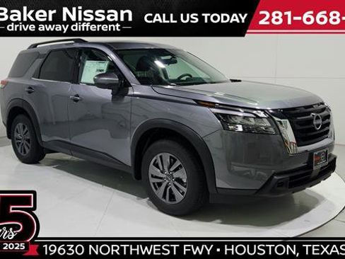 New 2025 Nissan Pathfinder SV image 1