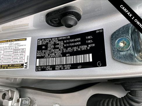 Used 2023 Toyota 4Runner Limited image 18