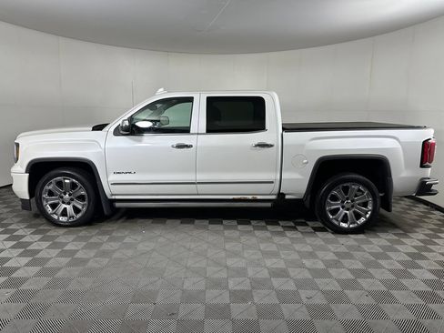 Used 2017 GMC Sierra 1500 Denali w/ Denali Ultimate Package AWD/4WD image 2