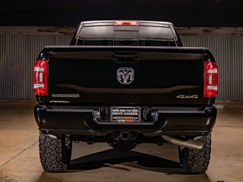 Used 2024 RAM 2500 Laramie image 8