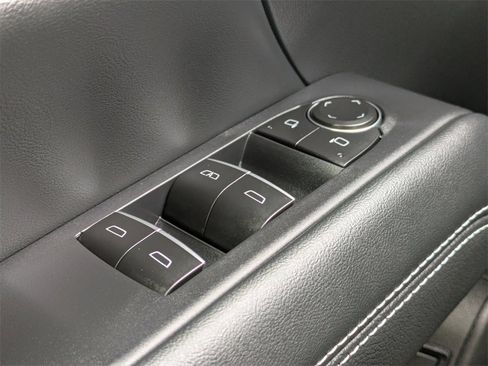 Used 2026 GMC Terrain Denali image 32