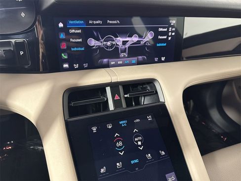 Certified 2021 Porsche Taycan 4S image 31