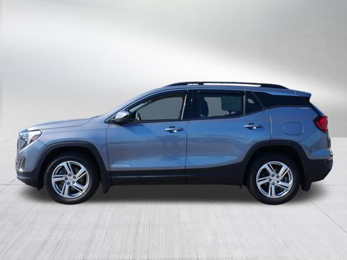 Used 2018 GMC Terrain SLE w/ Driver Convenience Package image 4