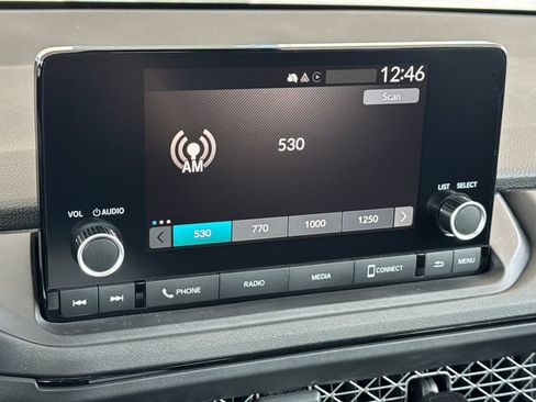 Certified 2023 Honda Accord EX image 21