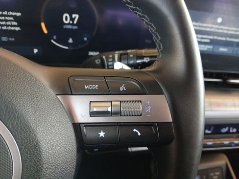 Certified 2024 Hyundai Kona SEL w/ Convenience Package image 18