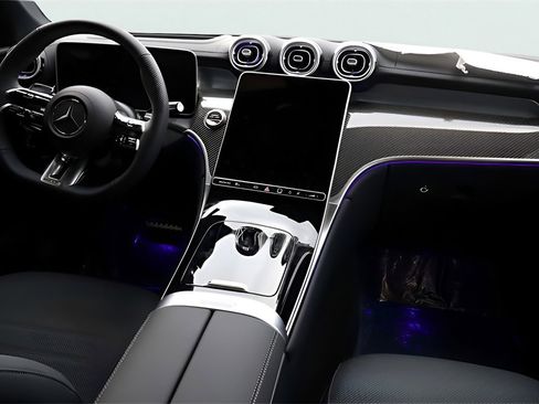 Certified 2025 Mercedes-Benz GLC 43 AMG 4MATIC Coupe image 24