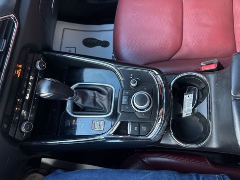 Used 2023 MAZDA CX-9 Carbon Edition image 4