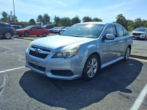 Used 2014 Subaru Legacy 2.5i Premium AWD/4WD image 2