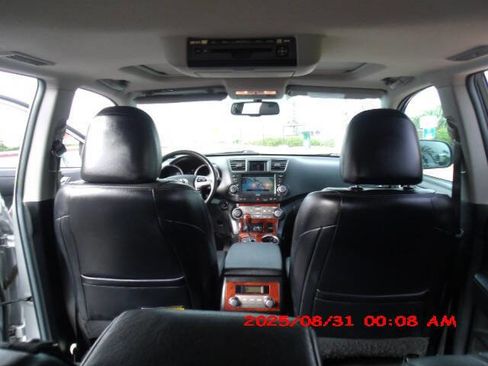 Used 2011 Toyota Highlander Limited image 22