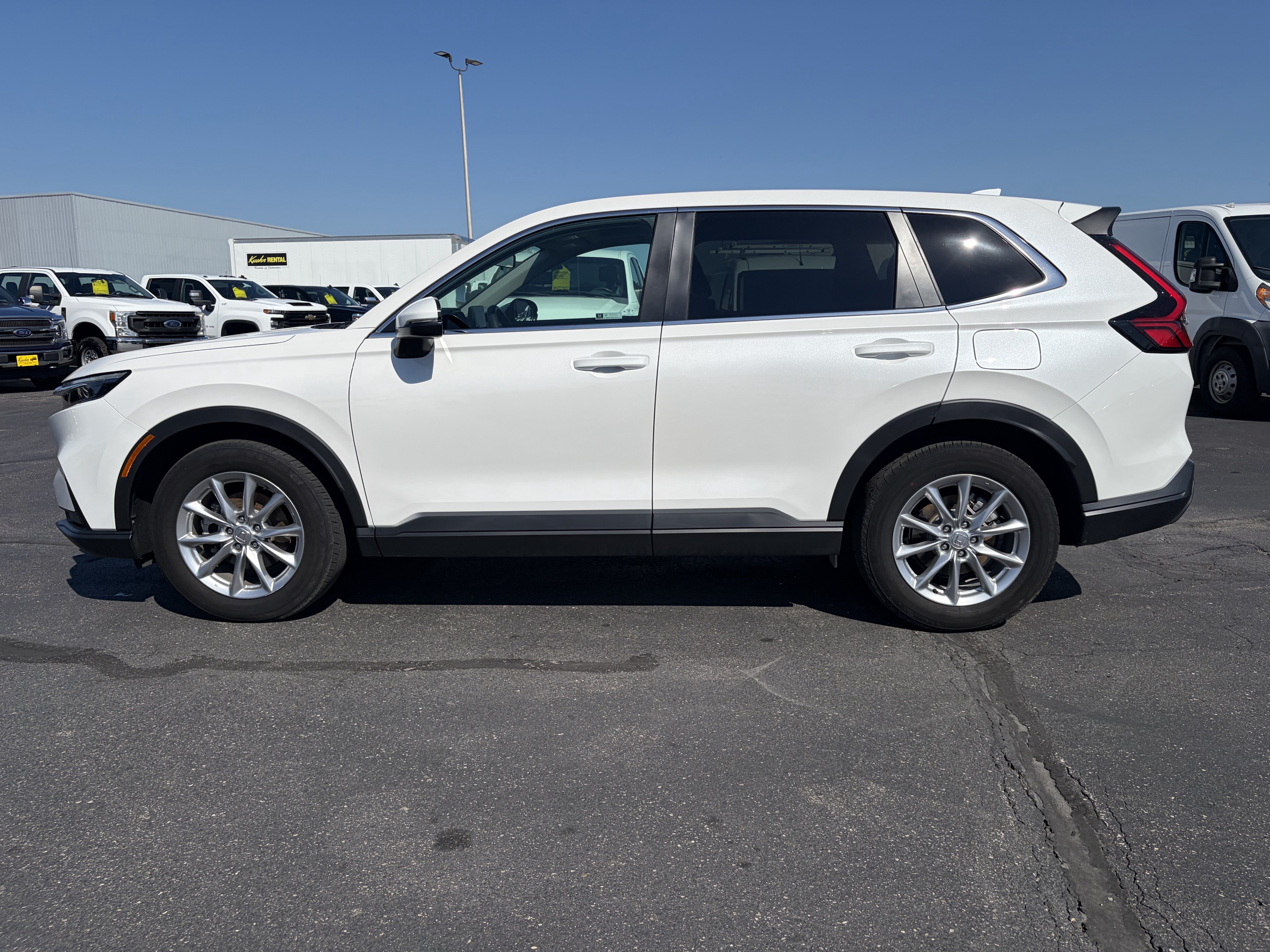 Used 2026 Honda CR-V EX image 2