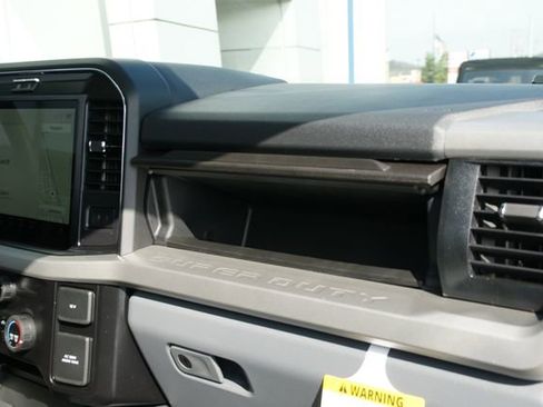New 2026 Ford F250 XLT w/ XLT Premium Package AWD/4WD image 44