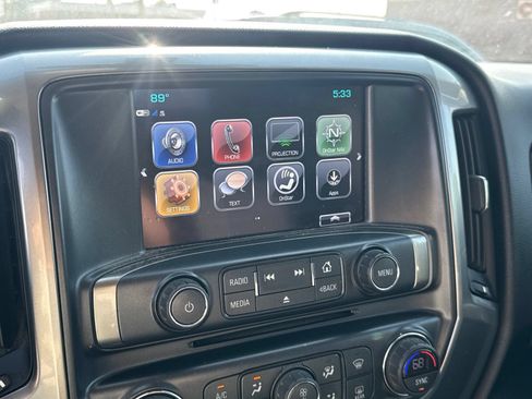 Used 2018 Chevrolet Silverado 1500 LT w/ All Star Edition AWD/4WD image 19