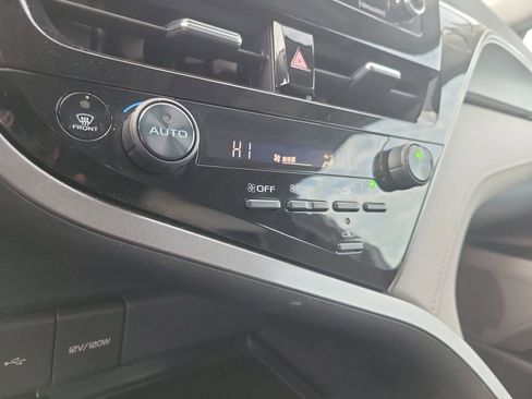 Used 2024 Toyota Camry LE image 20