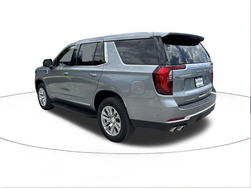 Used 2025 GMC Yukon Denali AWD/4WD image 5
