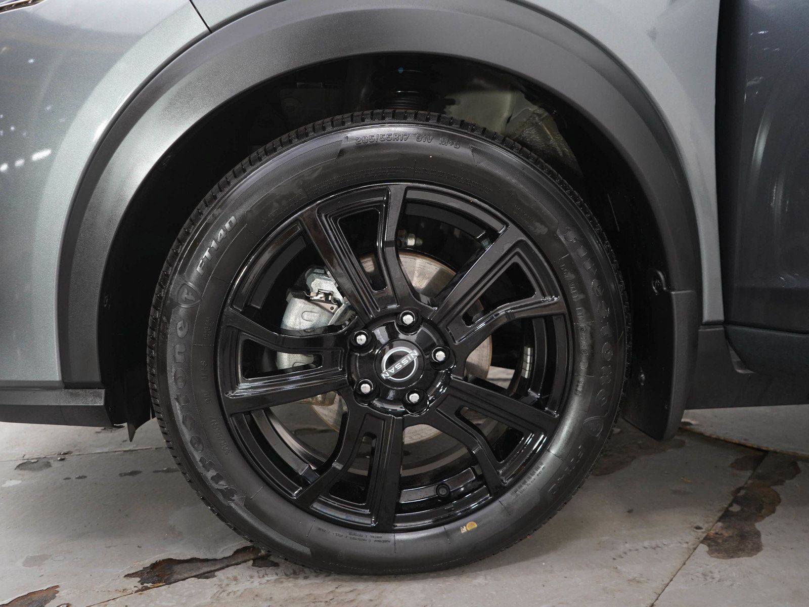 Used 2024 Nissan Kicks SR w/ SR Premium Package FWD image 27