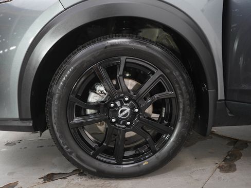 Used 2024 Nissan Kicks SR w/ SR Premium Package FWD image 27