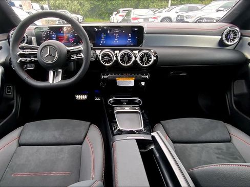 New 2025 Mercedes-Benz CLA 250 4MATIC image 8