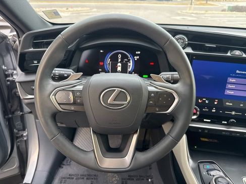 Used 2023 Lexus RZ 450e Premium w/ Technology Package image 11