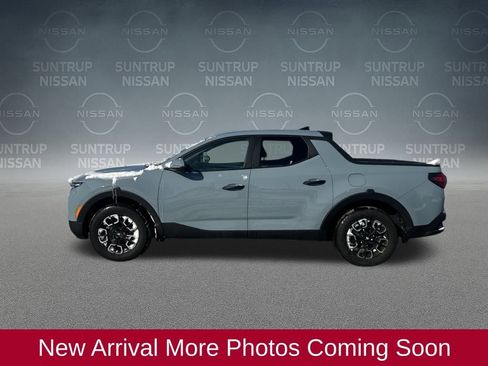 Used 2022 Hyundai Santa Cruz SEL image 2
