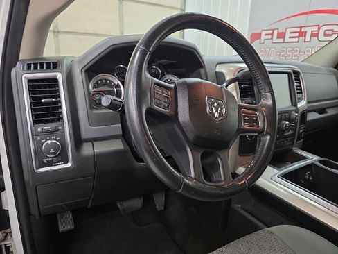 Used 2015 RAM 2500 SLT w/ Luxury Group image 23