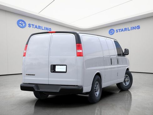 New 2025 Chevrolet Express 2500 w/ Driver Convenience Package RWD image 5