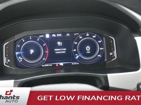 Used 2022 Volkswagen Atlas Cross Sport SEL R-Line AWD/4WD image 18