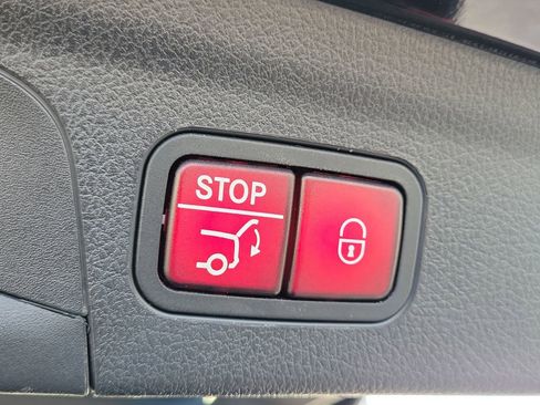 Used 2023 Mercedes-Benz GLE 350 image 9