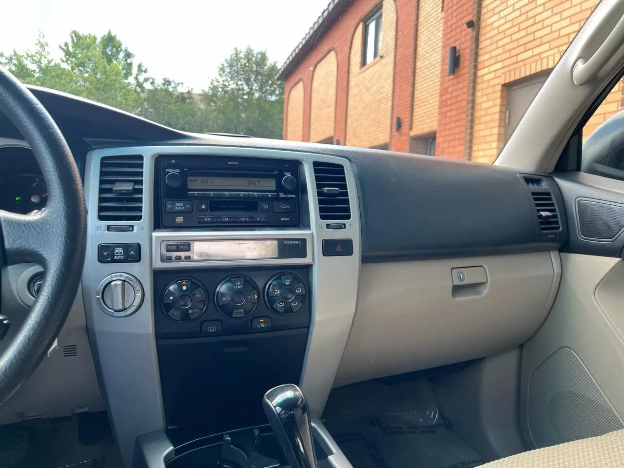Used 2003 Toyota 4Runner Sport AWD/4WD image 39