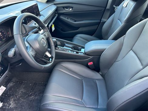 New 2025 Honda Accord EX-L image 9