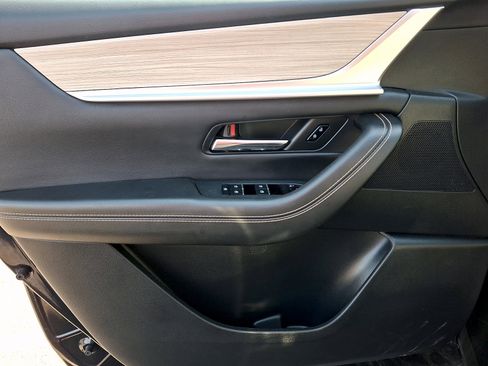 Certified 2025 MAZDA CX-90 3.3 Turbo w/ Preferred Package image 15