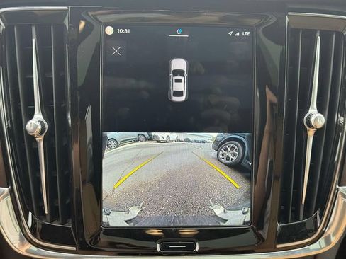 Used 2022 Volvo S90 B6 Inscription w/ Advanced Package AWD/4WD image 34