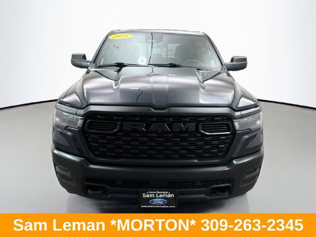 Used 2025 RAM 1500 Warlock AWD/4WD image 2