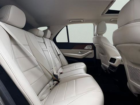 Used 2021 Mercedes-Benz GLE 350 w/ Premium Package image 48