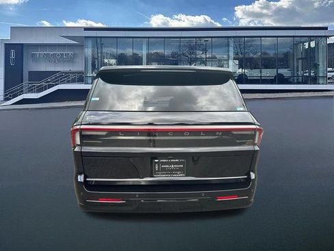 New 2026 Lincoln Navigator L Black Label AWD/4WD image 7