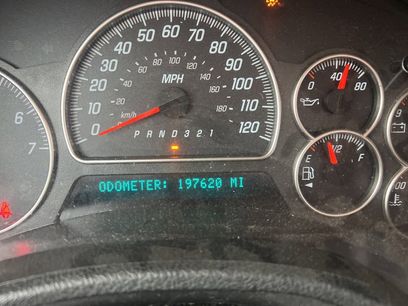 Used 2008 GMC Envoy Denali w/ Sun And 6-Disc Cd Package