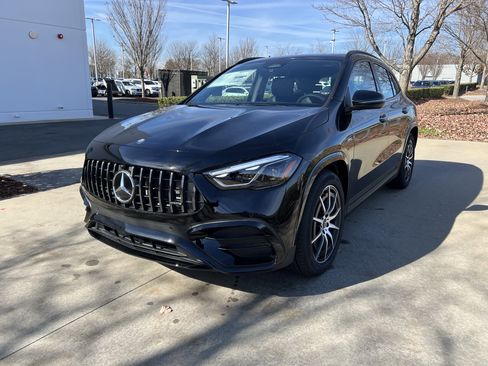 New 2026 Mercedes-Benz GLA 35 AMG 4MATIC image 5