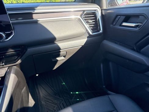 Used 2024 GMC Canyon Elevation w/ Elevation Premium Package RWD image 21