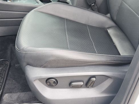 Used 2019 Volkswagen Tiguan S FWD image 24