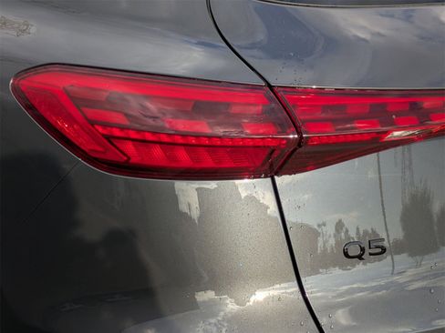 New 2025 Audi Q5 Premium image 14