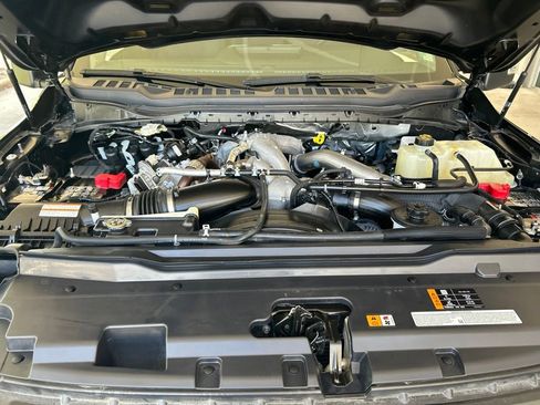 Used 2025 Ford F350 XLT AWD/4WD image 10