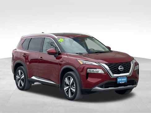 Used 2023 Nissan Rogue SL w/ SL Premium Package image 2