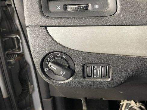 Used 2017 Dodge Grand Caravan GT image 11