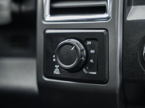 Used 2016 Ford F150 XLT w/ Equipment Group 302A Luxury image 30