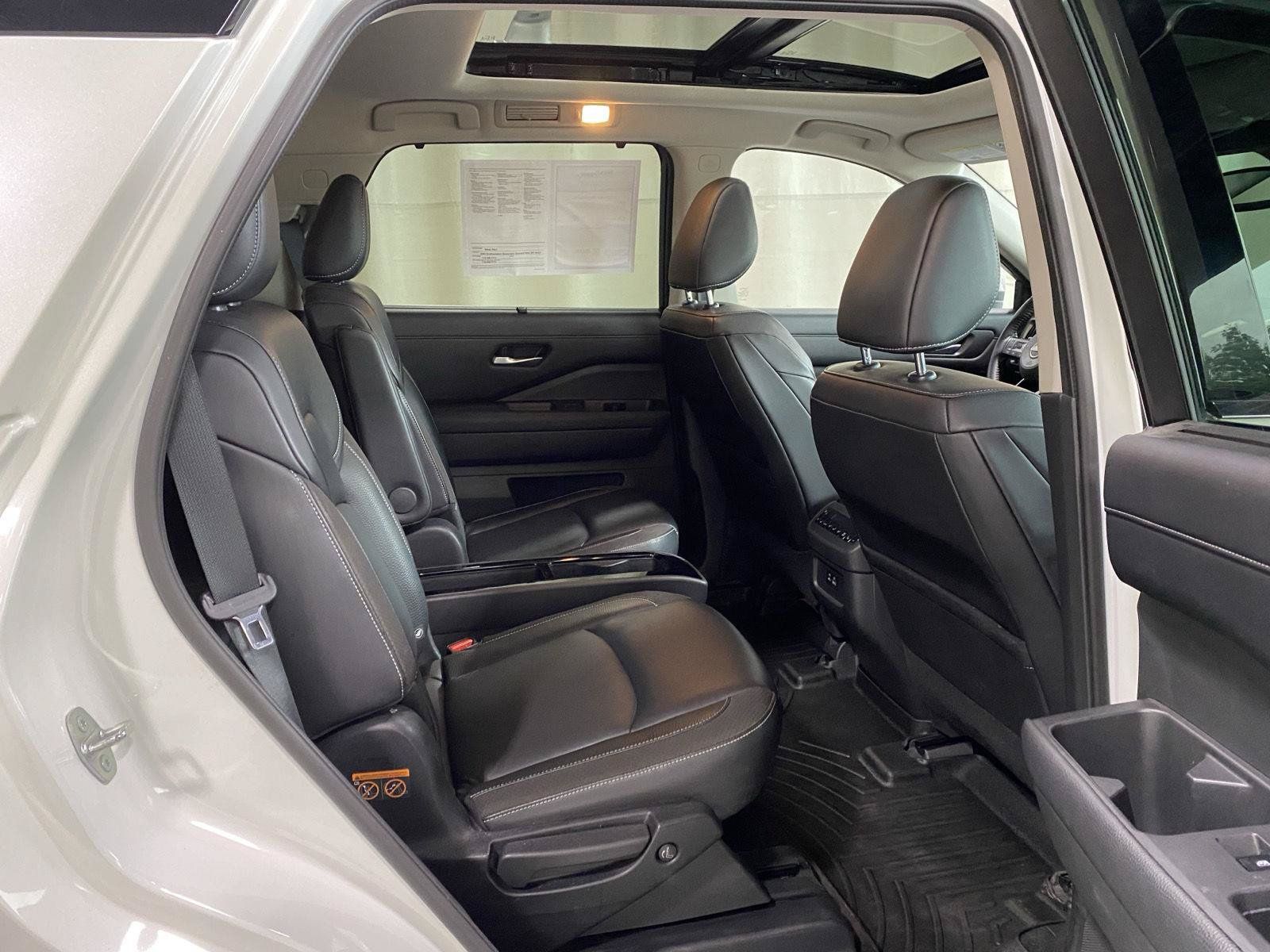 Used 2022 Nissan Pathfinder SL w/ SL Premium Package AWD/4WD image 22